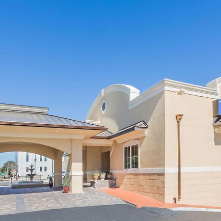 Days Inn By Wyndham Pensacola - Historic Downtown Экстерьер фото
